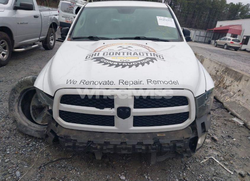 Photo 6 of 2018 Ram 1500 EXPRESS 4X2 6'4 BOX (VIN 1C6RR6FG3JS147382)