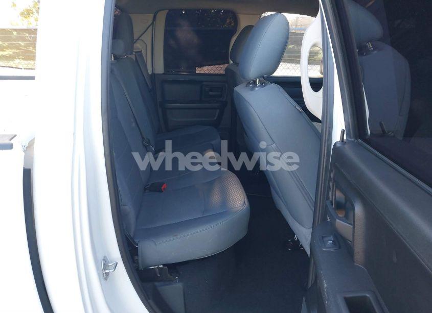 Photo 8 of 2019 Ram 1500 CLASSIC TRADESMAN 4X2 6'4 BOX (VIN 1C6RR6FG3KS604466)