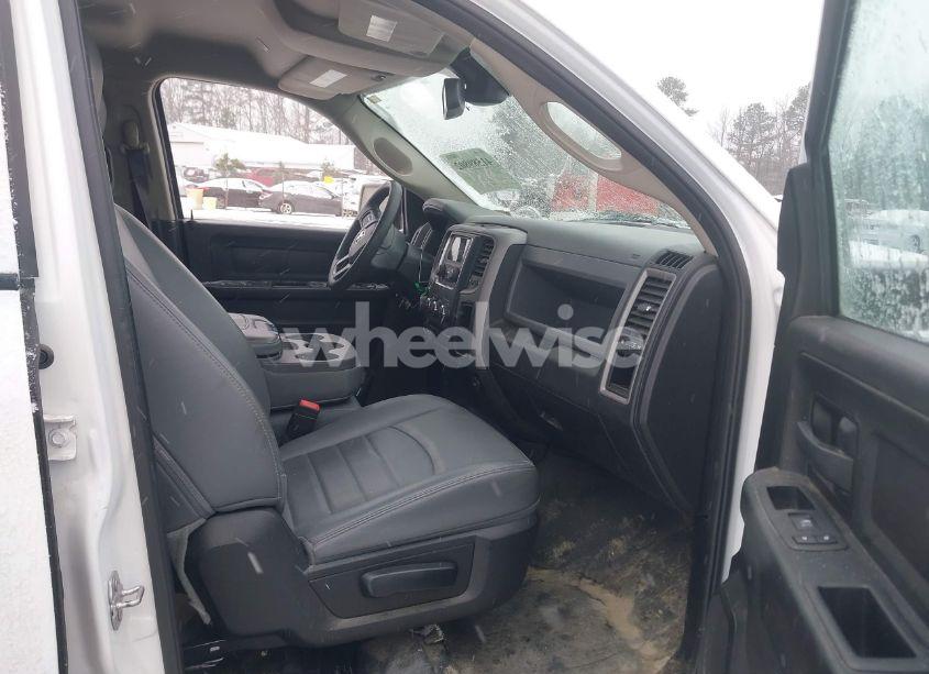 Photo 5 of 2020 Ram 1500 CLASSIC TRADESMAN 4X2 6'4 BOX (VIN 1C6RR6FG3LS151774)