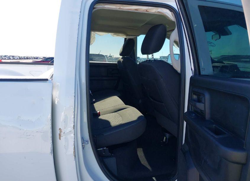 Photo 8 of 2022 Ram 1500 CLASSIC TRADESMAN 4X2 6'4 BOX (VIN 1C6RR6FG3NS170800)