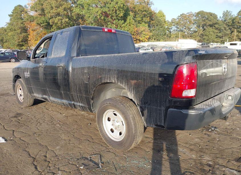 Photo 3 of 2022 Ram 1500 CLASSIC TRADESMAN 4X2 6'4 BOX (VIN 1C6RR6FG3NS238397)