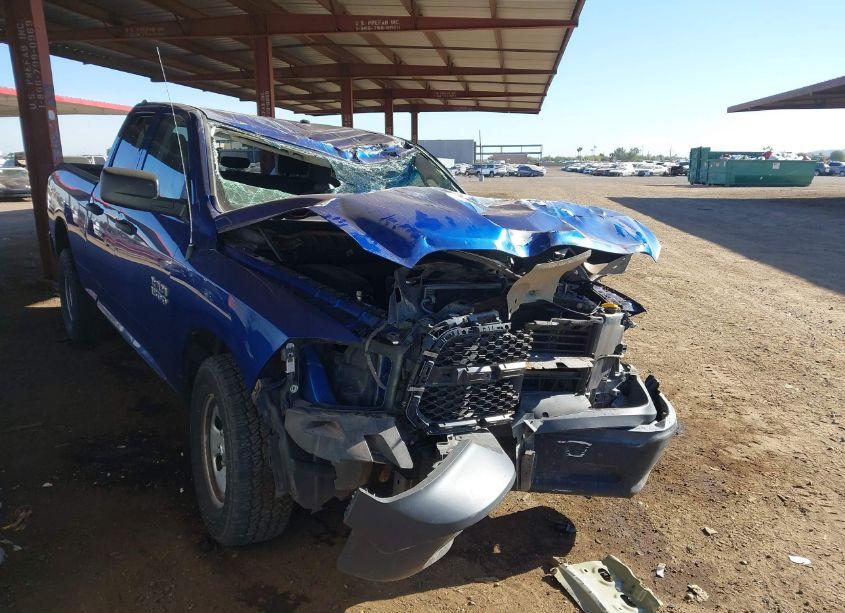 2018 Ram 1500 TRADESMAN 4X2 6'4 BOX (VIN 1C6RR6FG4JS256241) main photo