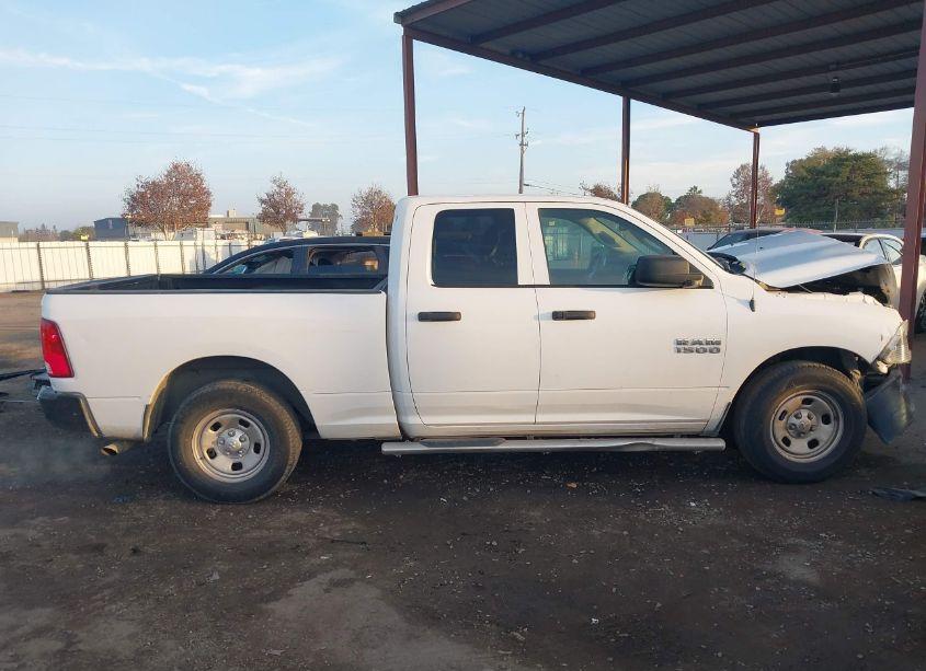 Photo 13 of 2018 Ram 1500 TRADESMAN 4X2 6'4 BOX (VIN 1C6RR6FG4JS263061)
