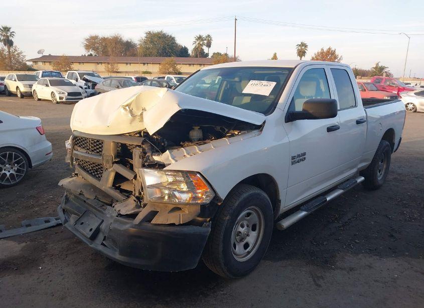 Photo 2 of 2018 Ram 1500 TRADESMAN 4X2 6'4 BOX (VIN 1C6RR6FG4JS263061)