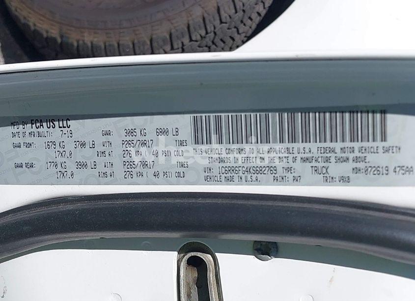 Photo 9 of 2019 Ram 1500 CLASSIC (VIN 1C6RR6FG4KS682769)