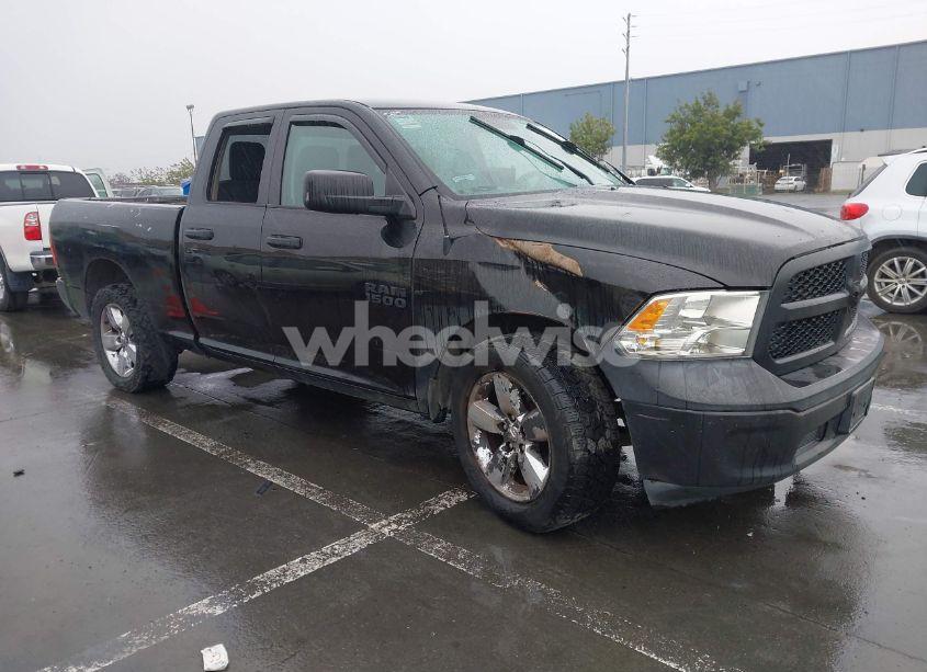 2017 Ram 1500 TRADESMAN 4X2 6'4 BOX (VIN 1C6RR6FG5HS585086) main photo