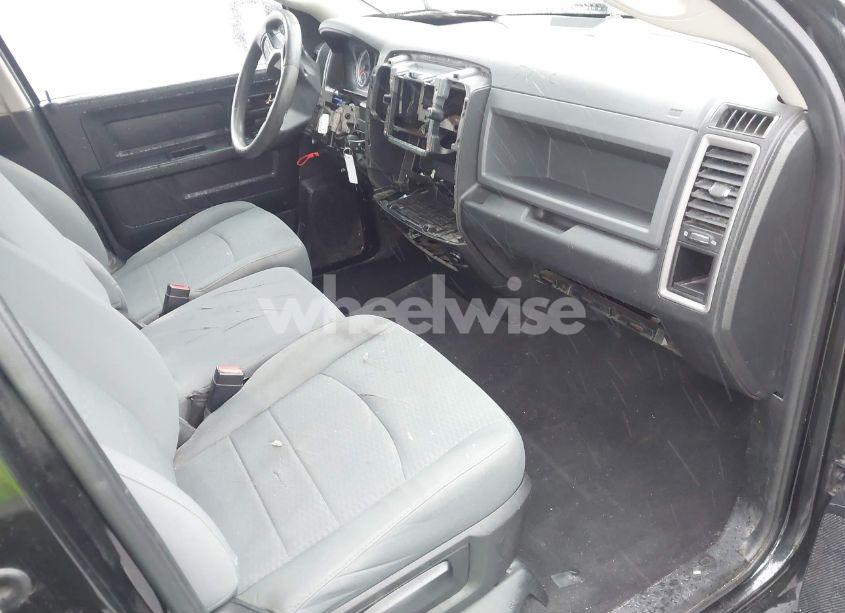 Photo 5 of 2017 Ram 1500 TRADESMAN 4X2 6'4 BOX (VIN 1C6RR6FG5HS585086)