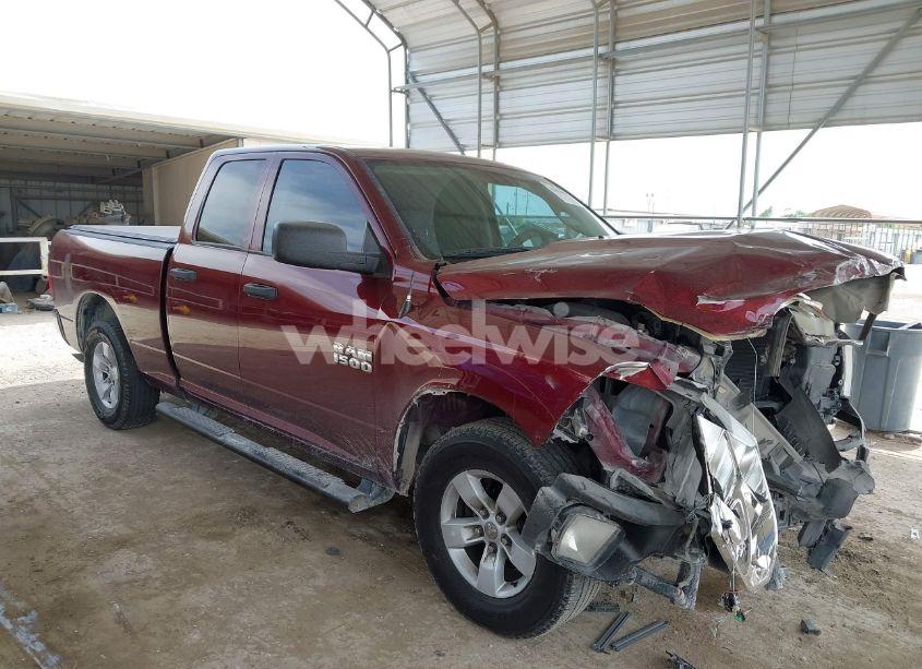 2017 Ram 1500 EXPRESS 4X2 6'4 BOX (VIN 1C6RR6FG5HS609726) main photo