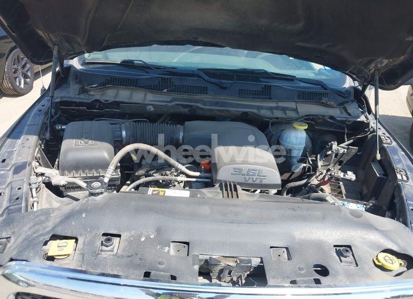 Photo 10 of 2018 Ram 1500 TRADESMAN 4X2 6'4 BOX (VIN 1C6RR6FG5JS324630)