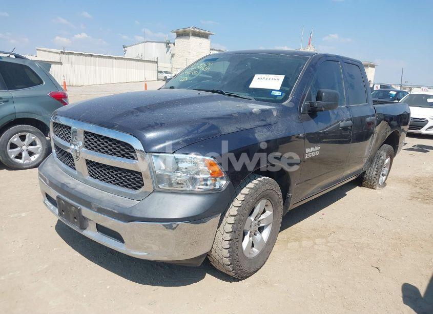 Photo 2 of 2018 Ram 1500 TRADESMAN 4X2 6'4 BOX (VIN 1C6RR6FG5JS324630)