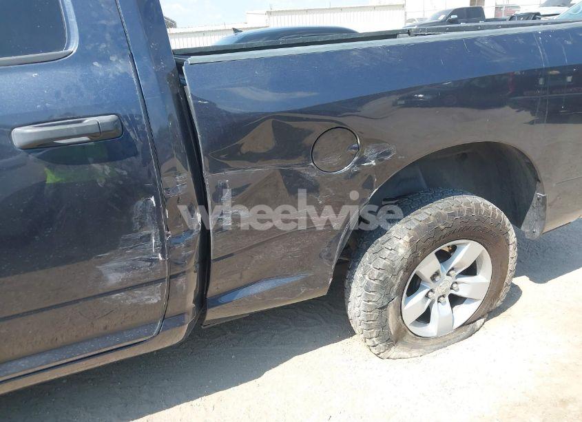 Photo 6 of 2018 Ram 1500 TRADESMAN 4X2 6'4 BOX (VIN 1C6RR6FG5JS324630)