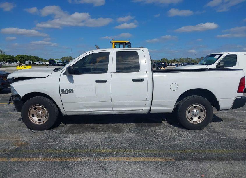 Photo 14 of 2019 Ram 1500 CLASSIC TRADESMAN 4X2 6'4 BOX (VIN 1C6RR6FG5KS722311)