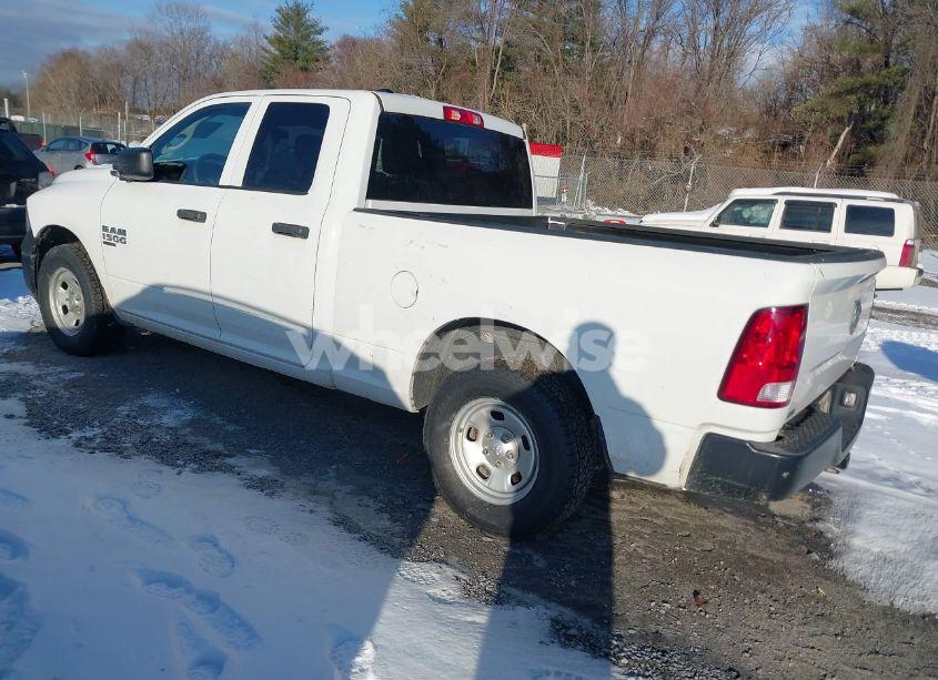 Photo 3 of 2021 Ram 1500 CLASSIC (VIN 1C6RR6FG5MS513105)