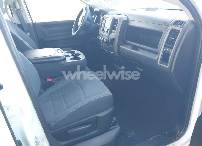 Photo 5 of 2022 Ram 1500 CLASSIC TRADESMAN 4X2 6'4 BOX (VIN 1C6RR6FG5NS222976)