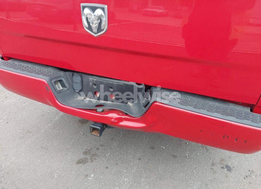 Photo 6 of 2018 Ram 1500 EXPRESS 4X2 6'4 BOX (VIN 1C6RR6FG6JS259626)