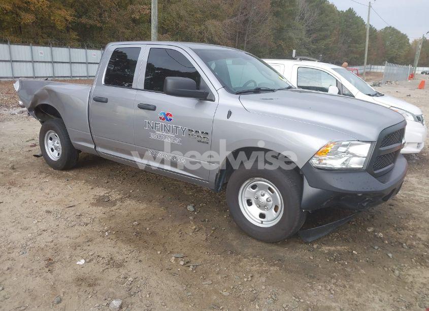 2022 Ram 1500 CLASSIC TRADESMAN 4X2 6'4 BOX (VIN 1C6RR6FG7NS152249) main photo