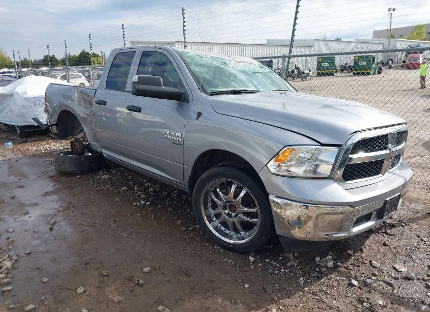 2022 Ram 1500 CLASSIC TRADESMAN 4X2 6'4 BOX (VIN 1C6RR6FG7NS170962) main photo
