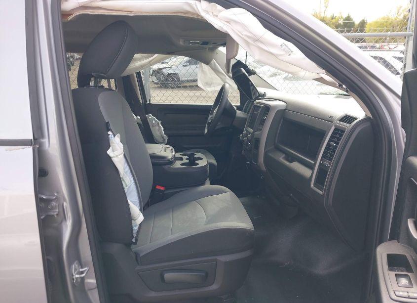 Photo 5 of 2022 Ram 1500 CLASSIC TRADESMAN 4X2 6'4 BOX (VIN 1C6RR6FG7NS170962)