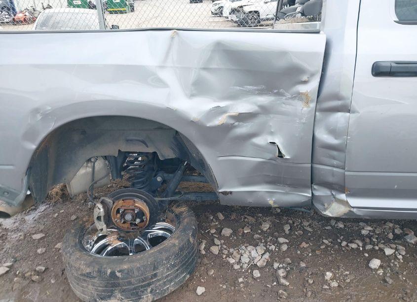 Photo 6 of 2022 Ram 1500 CLASSIC TRADESMAN 4X2 6'4 BOX (VIN 1C6RR6FG7NS170962)