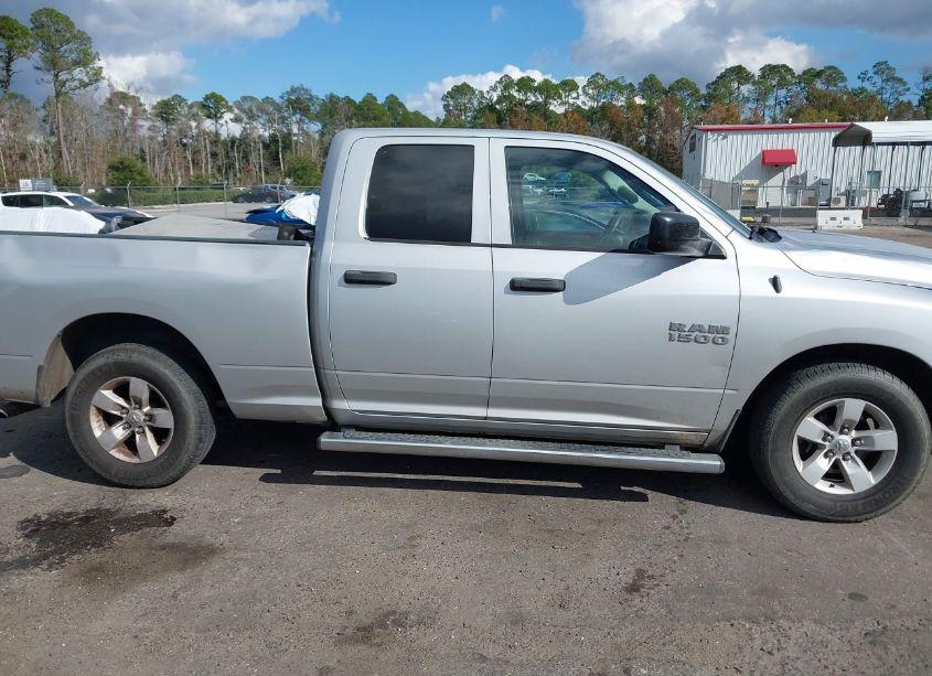 Photo 12 of 2018 Ram 1500 TRADESMAN 4X2 6'4 BOX (VIN 1C6RR6FG8JS133090)