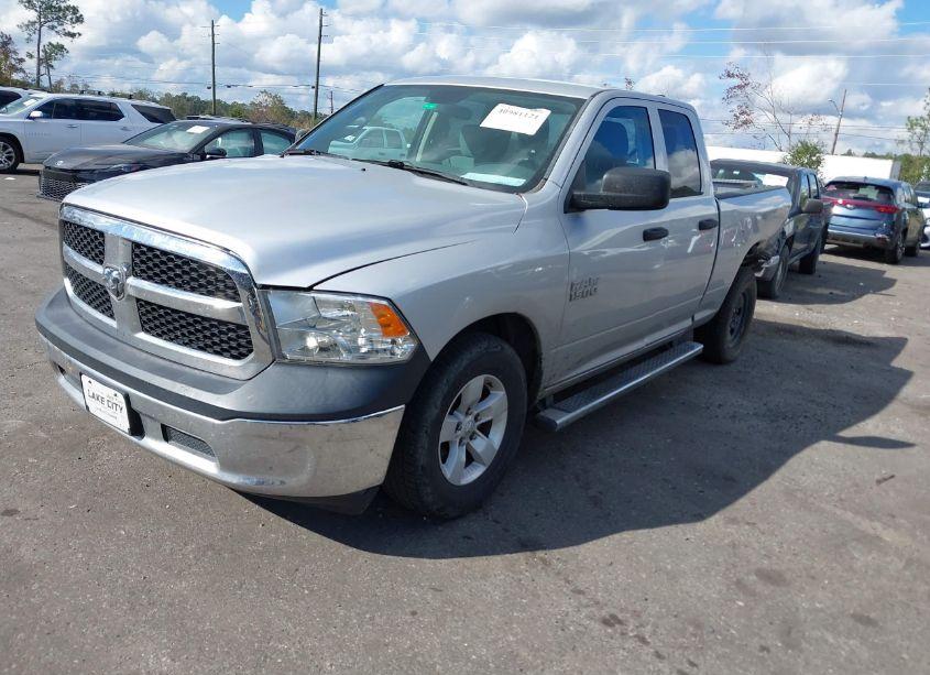 Photo 2 of 2018 Ram 1500 TRADESMAN 4X2 6'4 BOX (VIN 1C6RR6FG8JS133090)