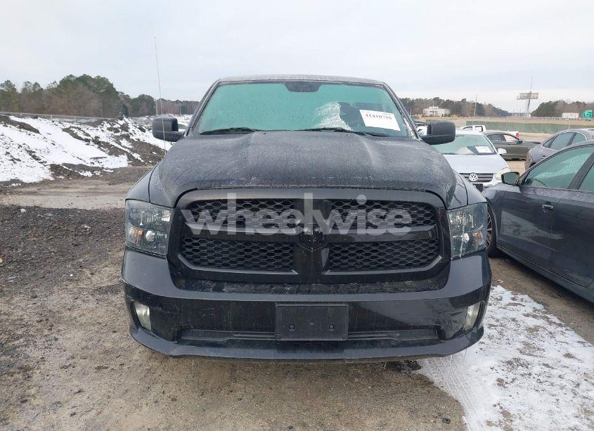 Photo 13 of 2018 Ram 1500 EXPRESS 4X2 6'4 BOX (VIN 1C6RR6FG8JS245386)