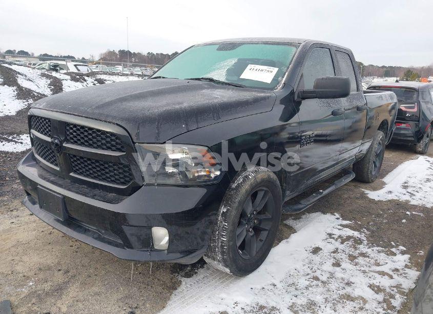 Photo 2 of 2018 Ram 1500 EXPRESS 4X2 6'4 BOX (VIN 1C6RR6FG8JS245386)
