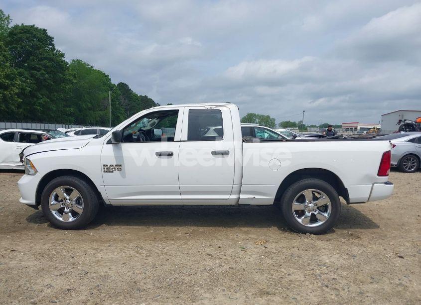 Photo 14 of 2019 Ram 1500 CLASSIC EXPRESS 4X2 6'4 BOX (VIN 1C6RR6FG8KS500099)