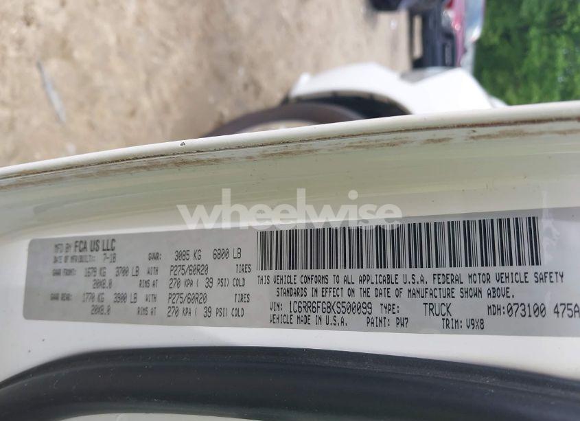 Photo 9 of 2019 Ram 1500 CLASSIC EXPRESS 4X2 6'4 BOX (VIN 1C6RR6FG8KS500099)