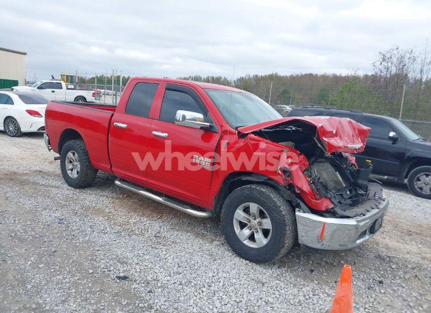 2019 Ram 1500 CLASSIC TRADESMAN 4X2 6'4 BOX (VIN 1C6RR6FG8KS604723) main photo