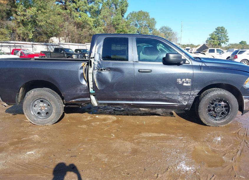 Photo 14 of 2019 Ram 1500 CLASSIC TRADESMAN 4X2 6'4 BOX (VIN 1C6RR6FG8KS629234)