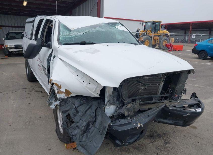 Photo 6 of 2019 Ram 1500 CLASSIC TRADESMAN 4X2 6'4 BOX (VIN 1C6RR6FG8KS733349)