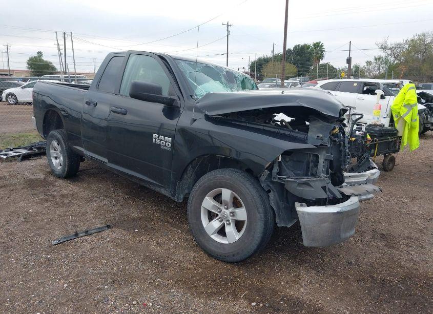 2019 Ram 1500 CLASSIC TRADESMAN 4X2 6'4 BOX (VIN 1C6RR6FG9KS526405) main photo