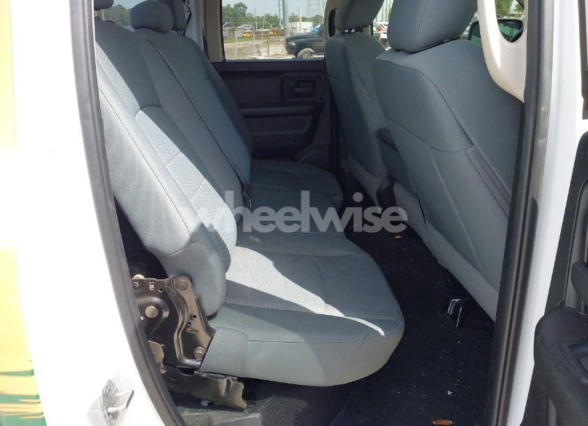 Photo 8 of 2019 Ram 1500 CLASSIC TRADESMAN 4X2 6'4 BOX (VIN 1C6RR6FG9KS581243)