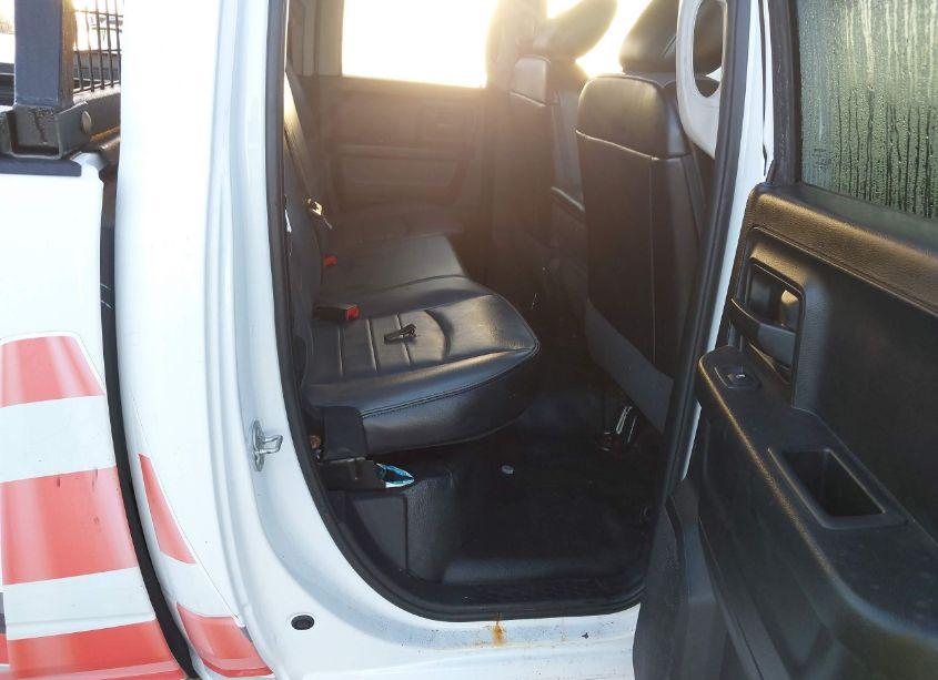 Photo 8 of 2021 Ram 1500 CLASSIC TRADESMAN 4X2 6'4 BOX (VIN 1C6RR6FG9MS563280)