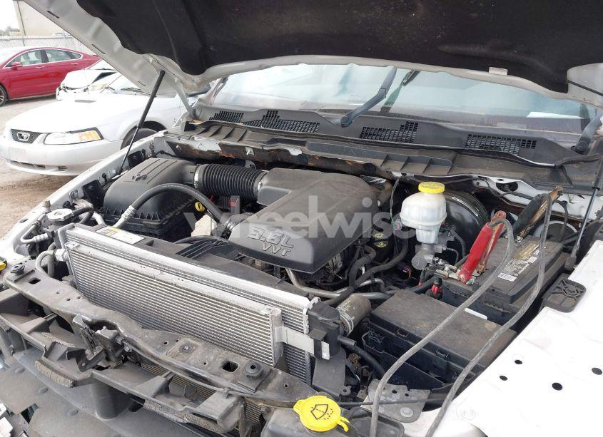 Photo 10 of 2018 Ram 1500 EXPRESS 4X2 6'4 BOX (VIN 1C6RR6FGXJS341424)