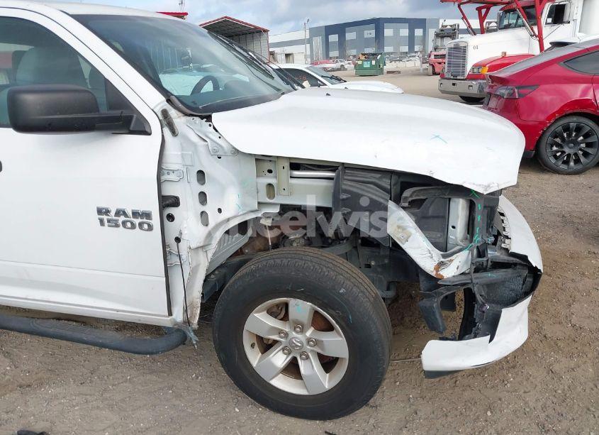 Photo 18 of 2018 Ram 1500 EXPRESS 4X2 6'4 BOX (VIN 1C6RR6FGXJS341424)