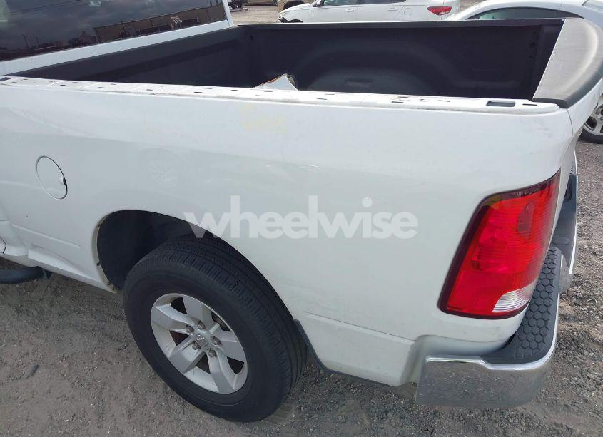 Photo 20 of 2018 Ram 1500 EXPRESS 4X2 6'4 BOX (VIN 1C6RR6FGXJS341424)