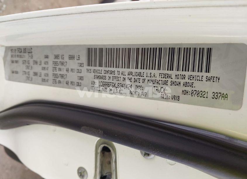 Photo 9 of 2018 Ram 1500 EXPRESS 4X2 6'4 BOX (VIN 1C6RR6FGXJS341424)