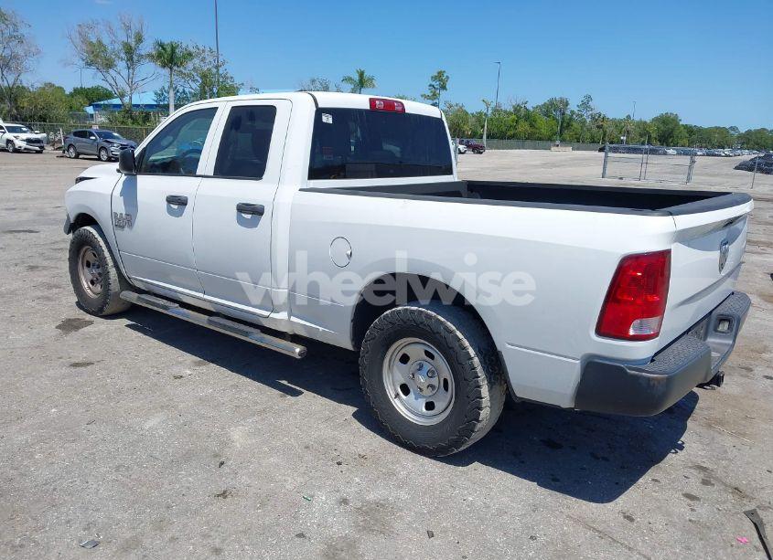 Photo 3 of 2019 Ram 1500 CLASSIC TRADESMAN 4X2 6'4 BOX (VIN 1C6RR6FGXKS707254)