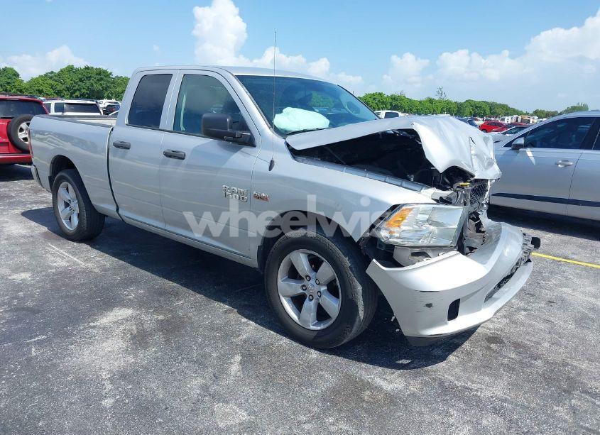 2015 Ram 1500 EXPRESS (VIN 1C6RR6FT0FS729055) main photo