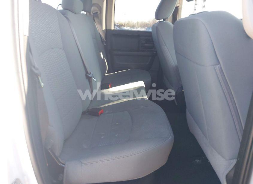 Photo 8 of 2019 Ram 1500 CLASSIC TRADESMAN 4X2 6'4 BOX (VIN 1C6RR6FT2KS692777)