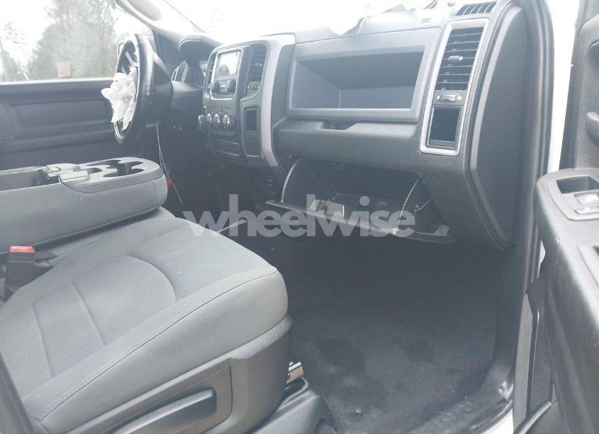 Photo 5 of 2020 Ram 1500 CLASSIC TRADESMAN 4X2 6'4 BOX (VIN 1C6RR6FT2LS147681)