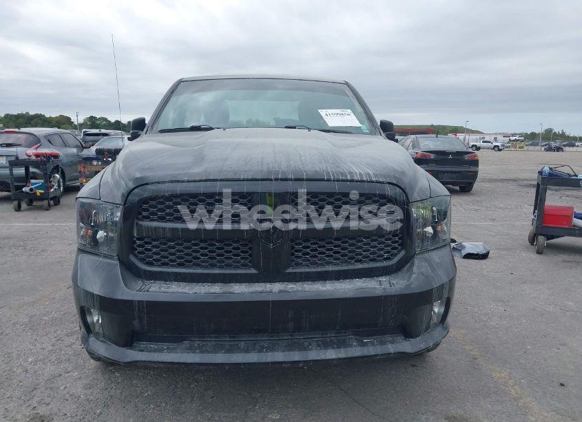 Photo 12 of 2018 Ram 1500 (VIN 1C6RR6FT3JS238844)