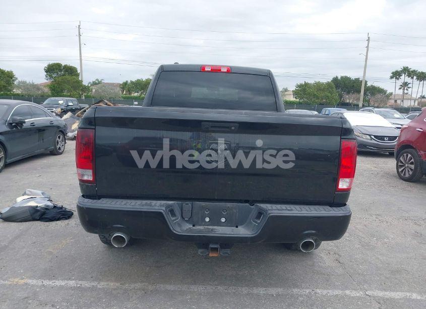 Photo 16 of 2018 Ram 1500 (VIN 1C6RR6FT3JS238844)