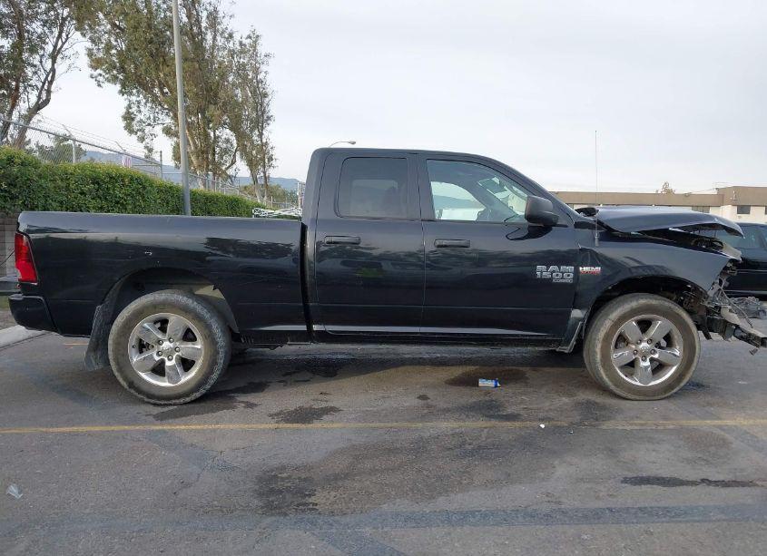 Photo 14 of 2019 Ram 1500 CLASSIC EXPRESS 4X2 6'4 BOX (VIN 1C6RR6FT3KS545741)