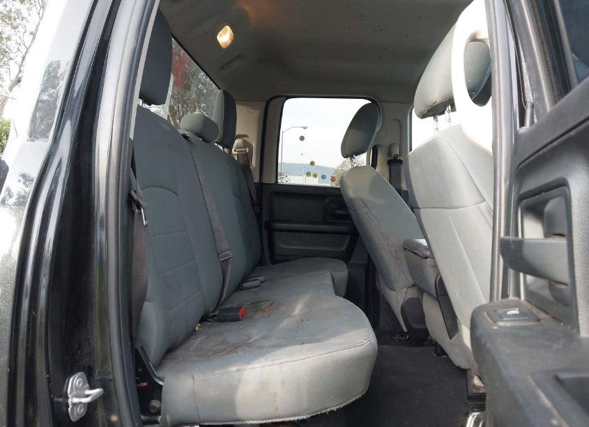 Photo 8 of 2019 Ram 1500 CLASSIC EXPRESS 4X2 6'4 BOX (VIN 1C6RR6FT3KS545741)