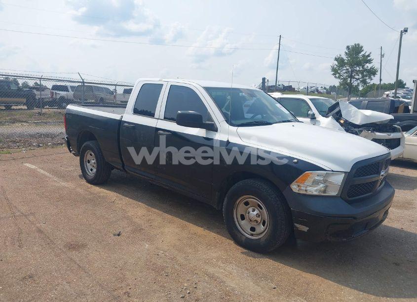 2015 Ram 1500 TRADESMAN (VIN 1C6RR6FT4FS554650) main photo