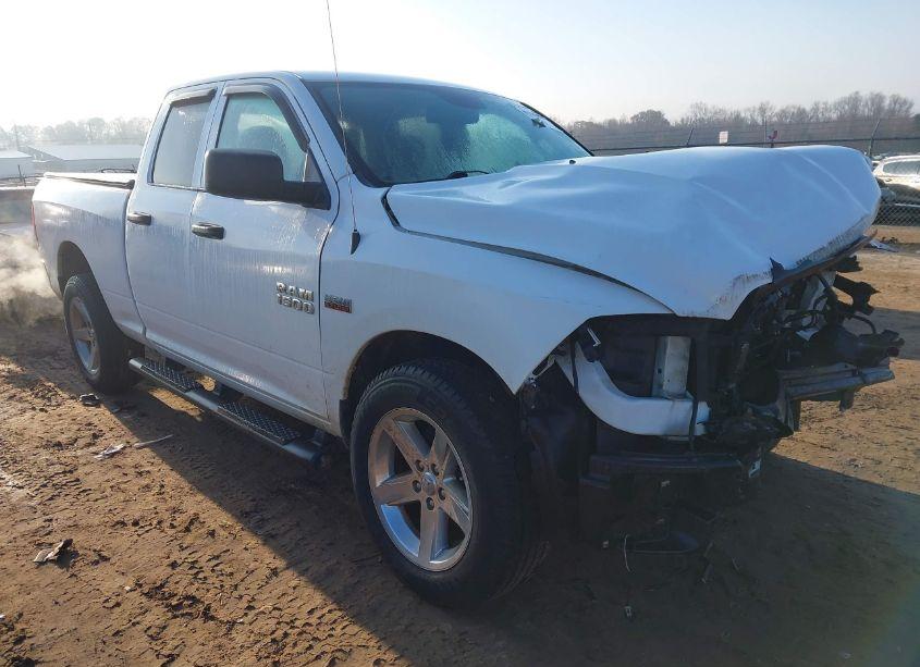 2016 Ram 1500 EXPRESS (VIN 1C6RR6FT4GS325774) main photo