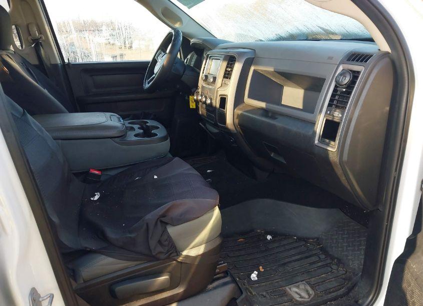 Photo 5 of 2016 Ram 1500 EXPRESS (VIN 1C6RR6FT4GS325774)